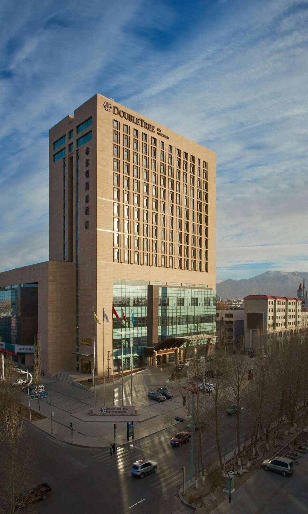 Hotel Doubletree By Hilton Qinghai - Golmud Exterior foto